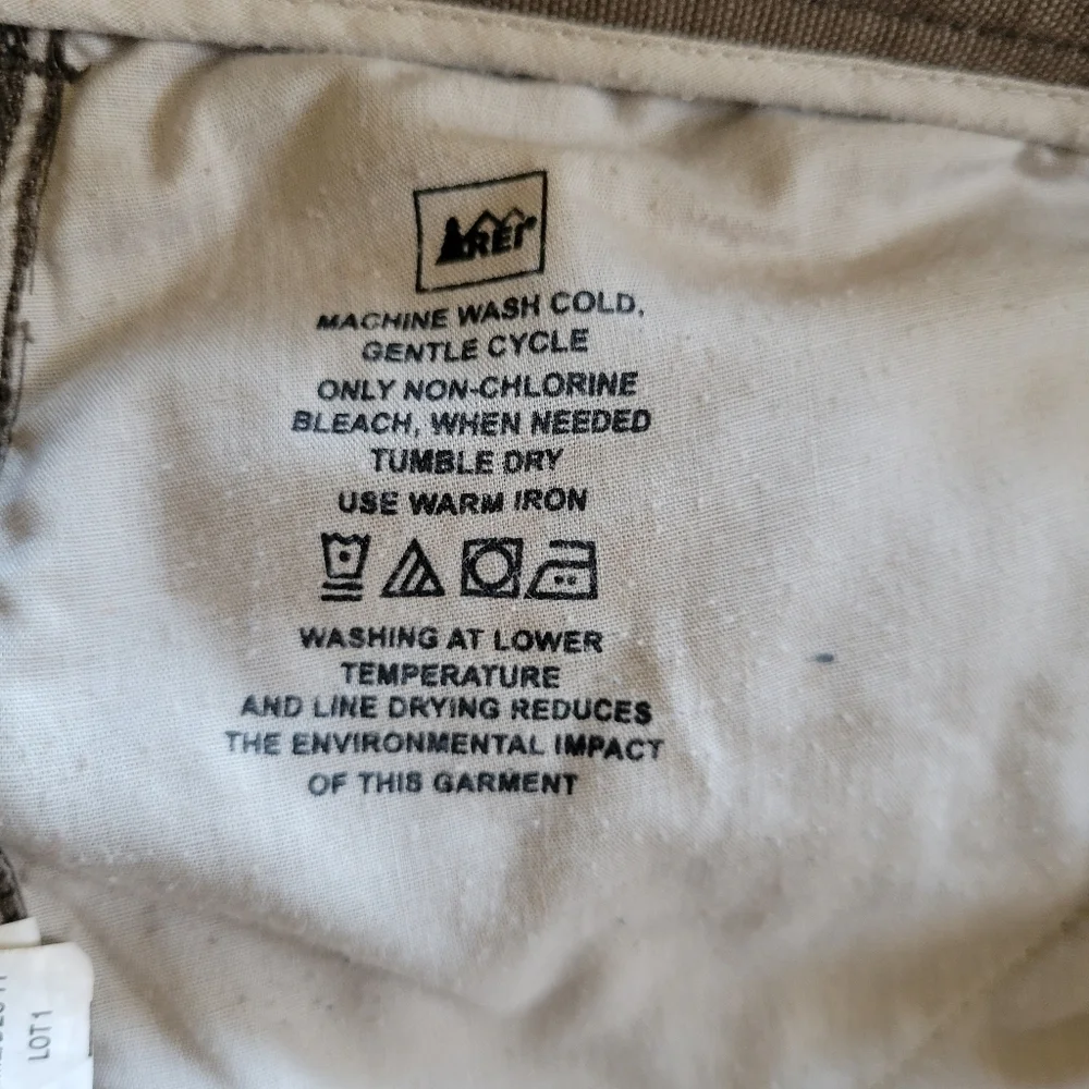 REI Organic Cotton Shorts Chino Brown Large 38